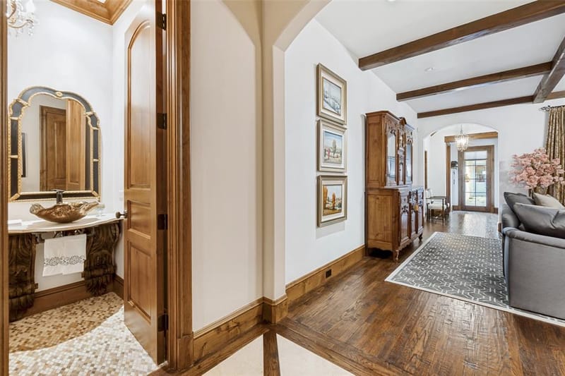 4327 Irving Avenue, Dallas TX 75219 - Photo 8