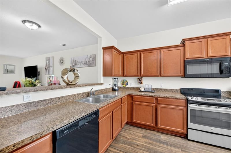 9607 Windridge Way, Dallas TX 75217 - Photo 7