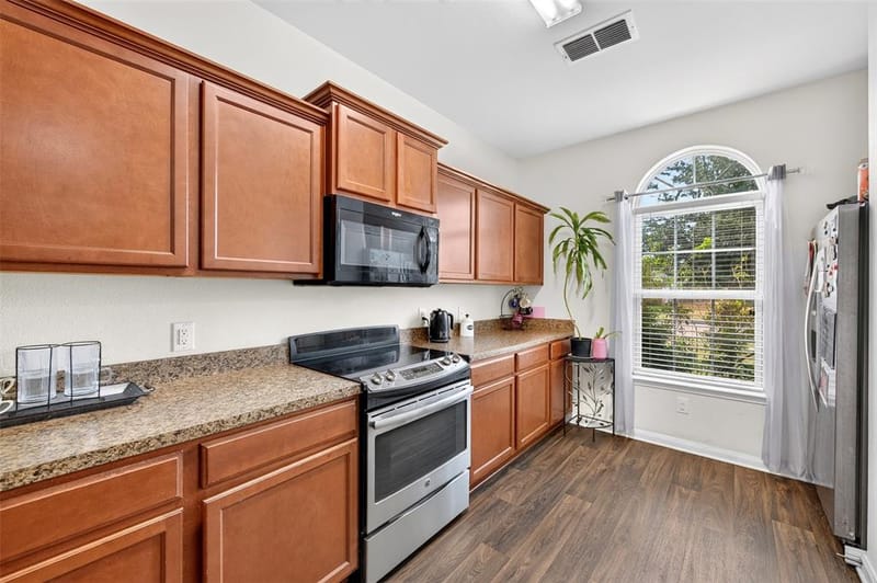 9607 Windridge Way, Dallas TX 75217 - Photo 5