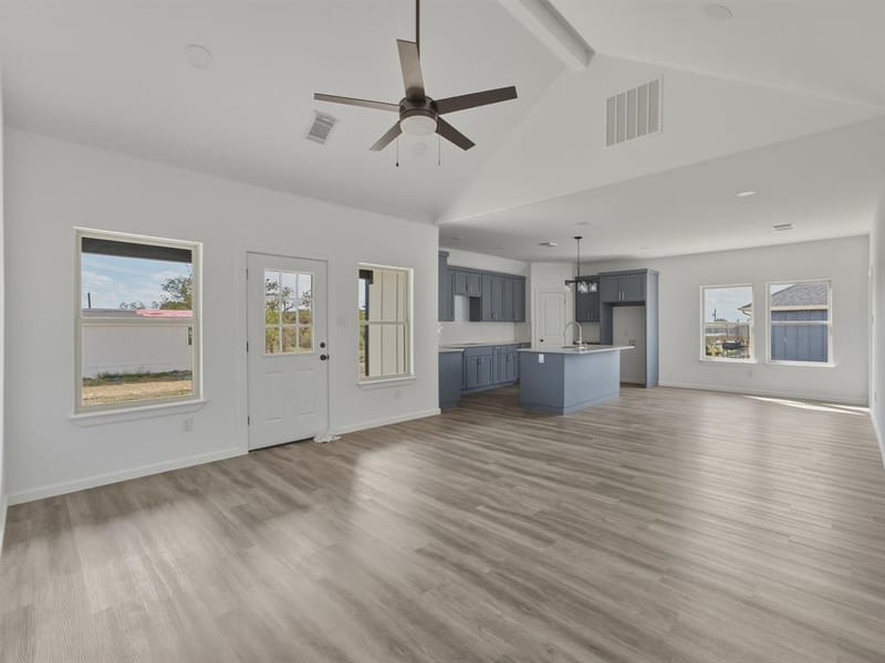 182 Brookview Drive, Bridgeport TX 76426 - Photo 4