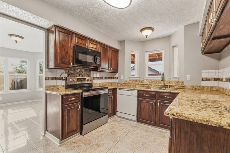 4357 Ashley Lane, Grand Prairie TX 75052 - Photo 13