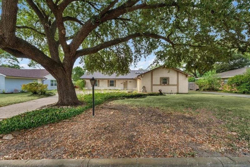 8933 Kincaid Drive, Benbrook TX 76116 - Photo 26