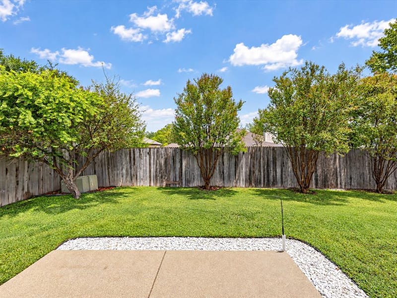 1705 Sandy Point Court, Arlington TX 76018 - Photo 34