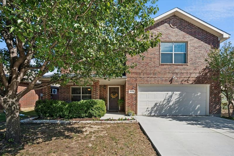 8828 Chaps Avenue, Fort Worth TX 76244 - Photo 6