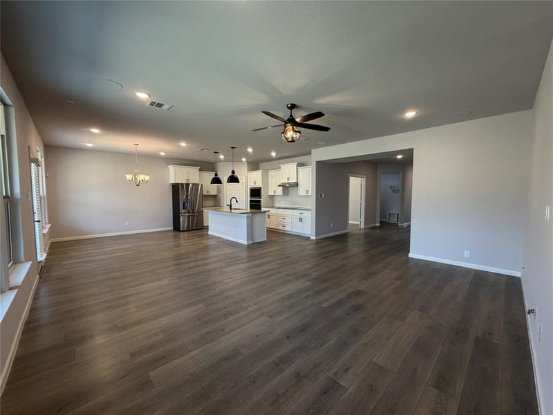 5417 Highview Court, Haltom City TX 76137 - Photo 12