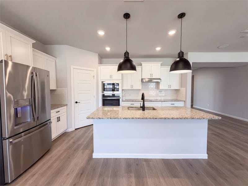 5417 Highview Court, Haltom City TX 76137 - Photo 9