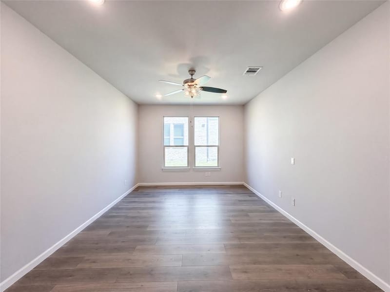 5417 Highview Court, Haltom City TX 76137 - Photo 14