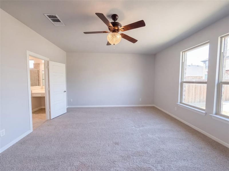 5417 Highview Court, Haltom City TX 76137 - Photo 15