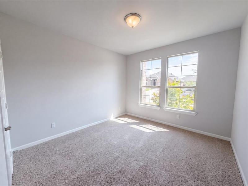 5417 Highview Court, Haltom City TX 76137 - Photo 19