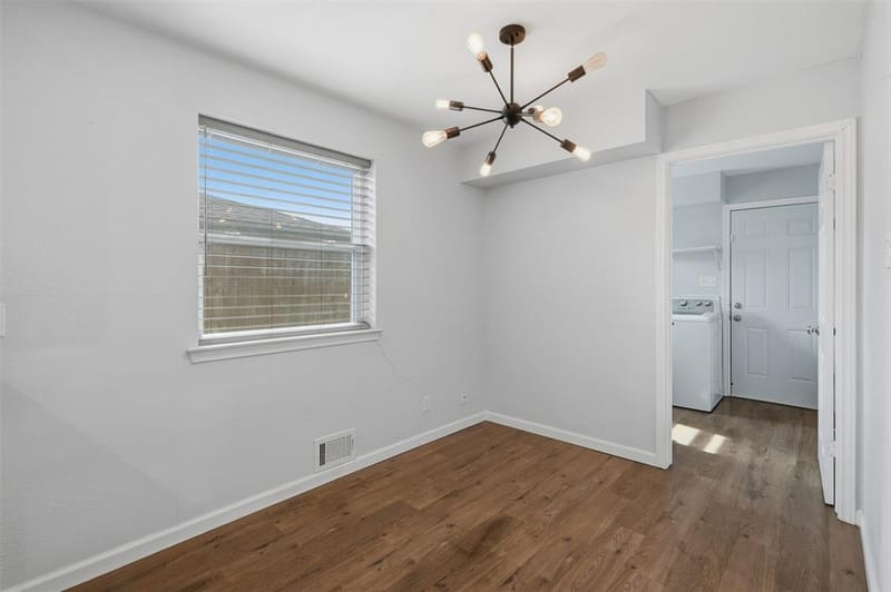 5221 Elkridge Drive, Dallas TX 75227 - Photo 9