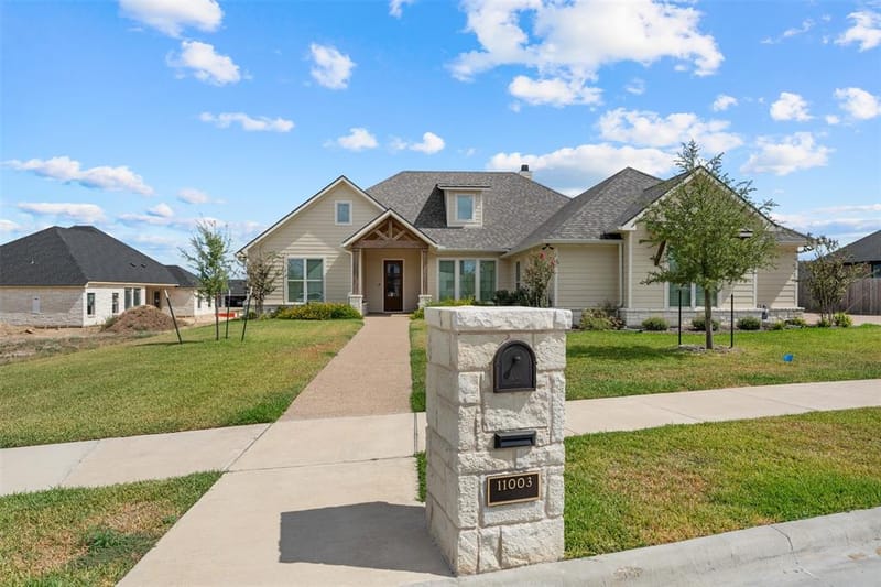 11003 Denali Drive, Woodway TX 76712 - Photo 2