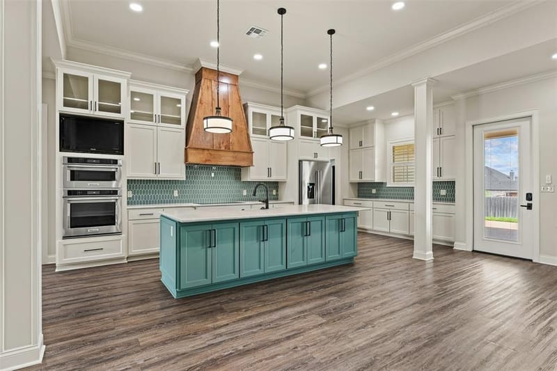 11003 Denali Drive, Woodway TX 76712 - Photo 11