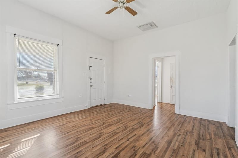 319 Mckinney Street, Mesquite TX 75149 - Photo 7