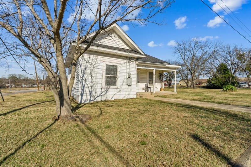 319 Mckinney Street, Mesquite TX 75149 - Photo 3