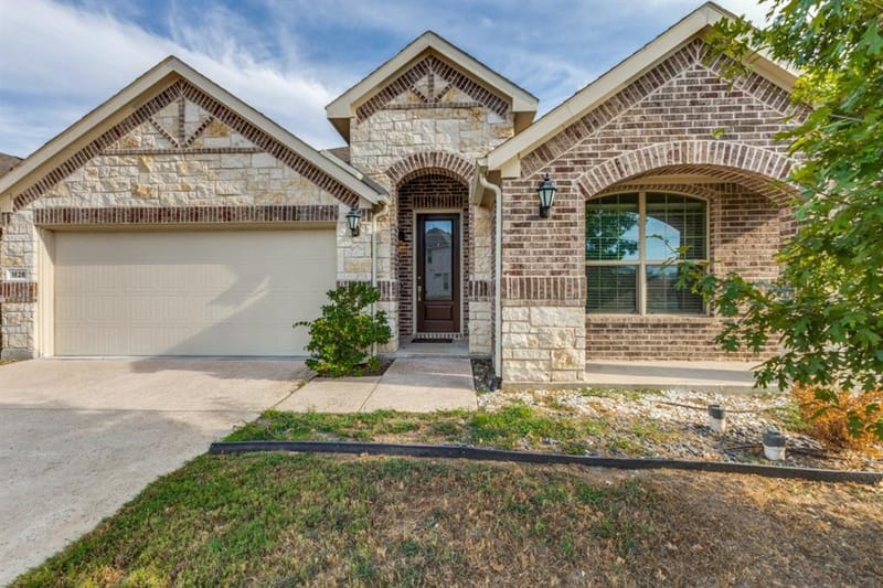 1626 Hope Lane, Garland TX 75040 - Photo 2