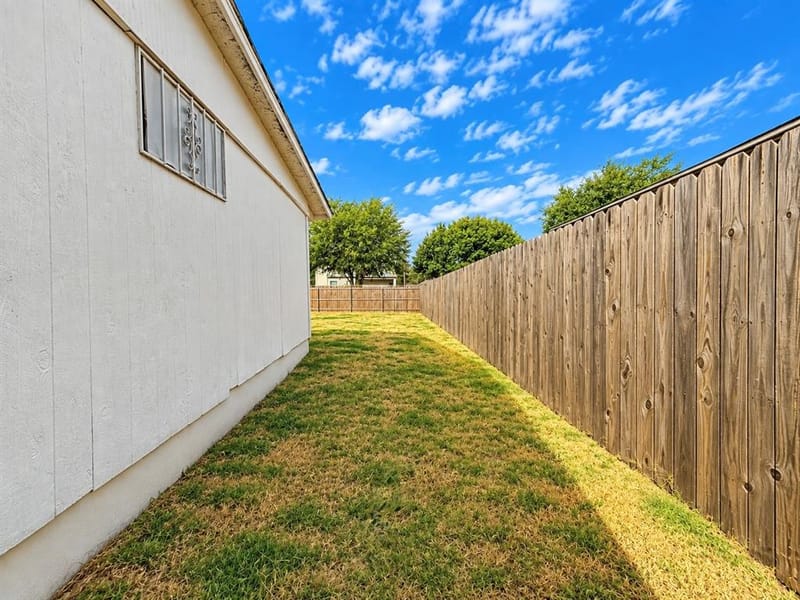 4131 Soloman Drive, Dallas TX 75212 - Photo 29