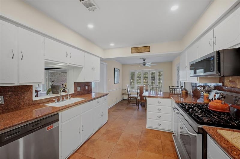 1609 Lakewood Drive, Sherman TX 75092 - Photo 14
