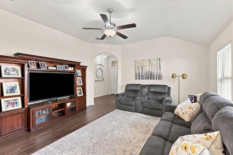 453 Pollyann Trail, Fort Worth TX 76052 - Photo 6