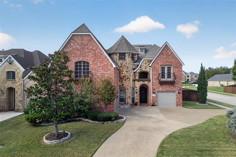 6947 Seabreeze Drive, Grand Prairie TX 75054