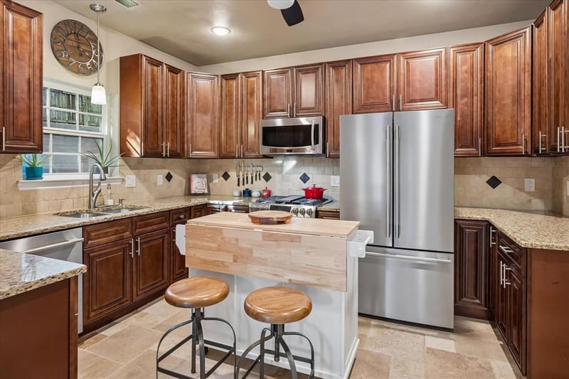 1502 Bennington Court, Grapevine TX 76051 - Photo 9