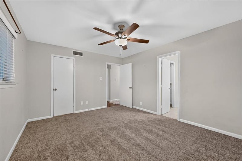 844 Woodcrest Drive, Hurst TX 76053 - Photo 28