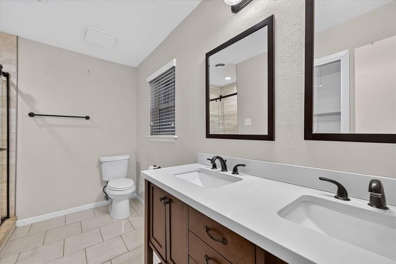 844 Woodcrest Drive, Hurst TX 76053 - Photo 30