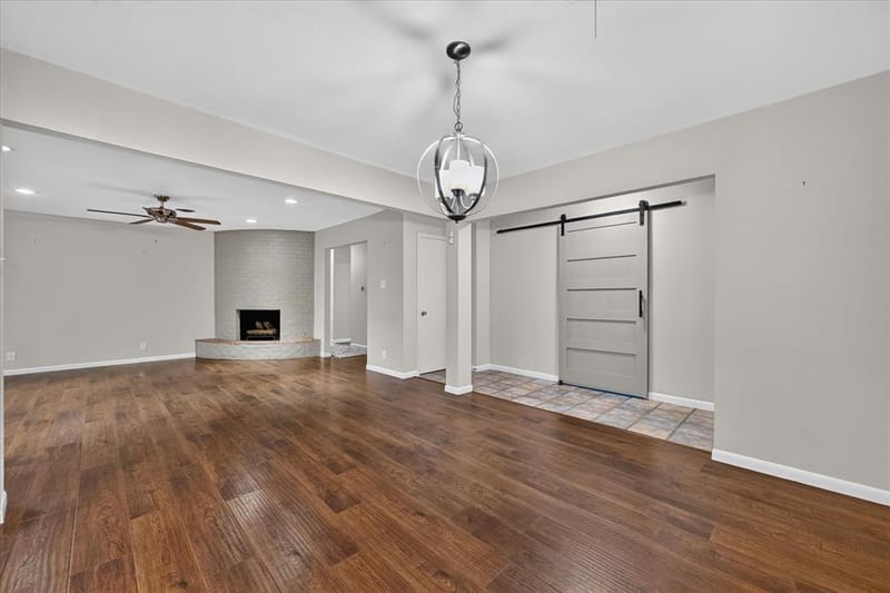844 Woodcrest Drive, Hurst TX 76053 - Photo 10