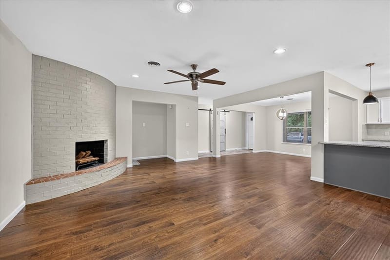 844 Woodcrest Drive, Hurst TX 76053 - Photo 14