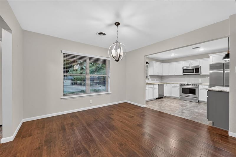 844 Woodcrest Drive, Hurst TX 76053 - Photo 8