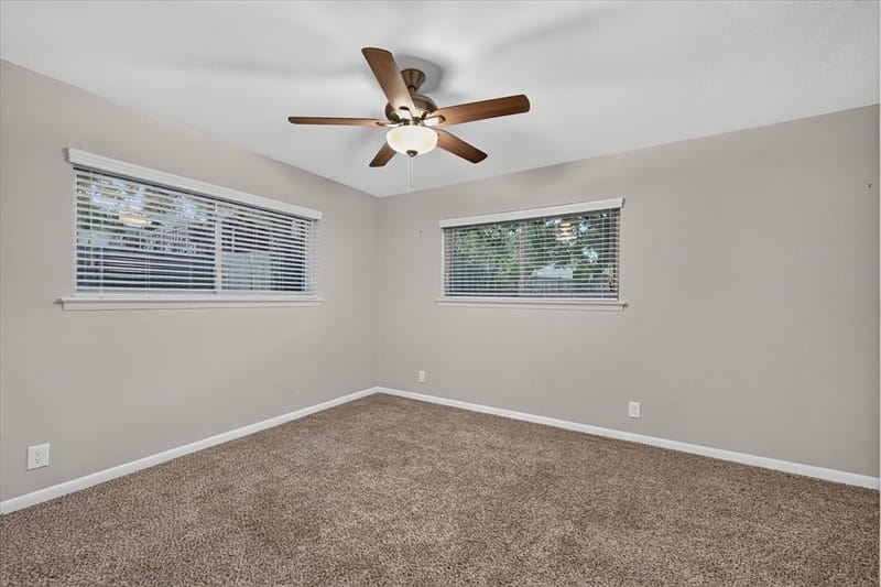 844 Woodcrest Drive, Hurst TX 76053 - Photo 25
