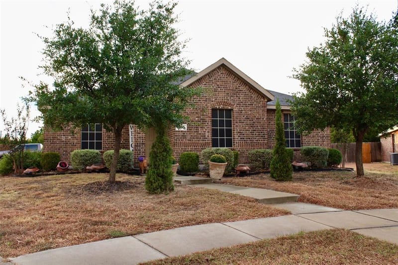 1699 Eagle River Trail, Lancaster TX 75146