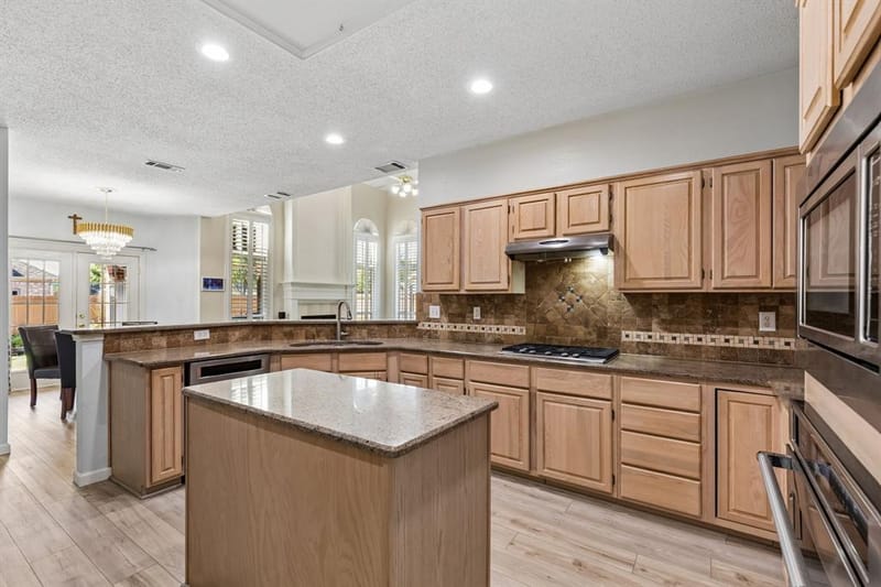 27 Monterey Drive, Trophy Club TX 76262 - Photo 18