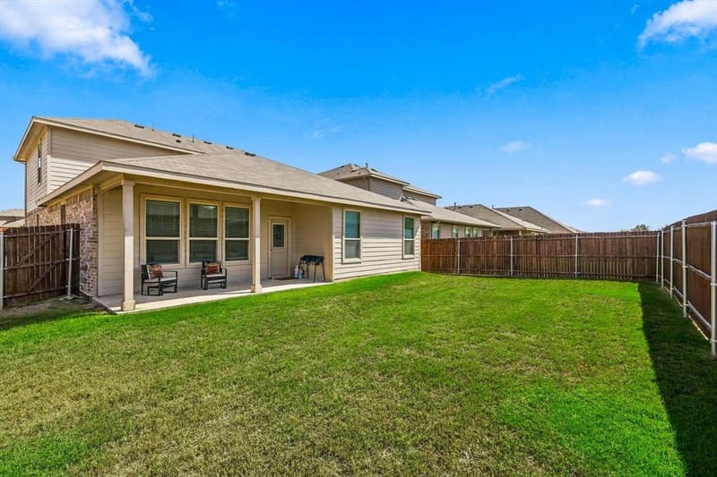 15545 Canford Terrace, Fort Worth TX 76247 - Photo 35