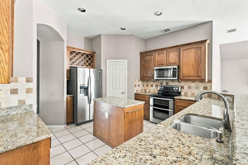 920 Springwood Lane, Wylie TX 75098 - Photo 10