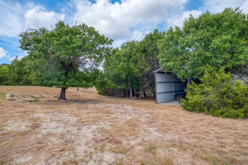 400 Hali Brooke Drive, China Spring TX 76633 - Photo 18