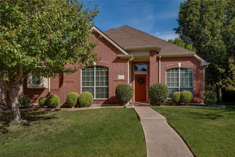 724 Vallejo Drive, Rockwall TX 75087 - Photo 2