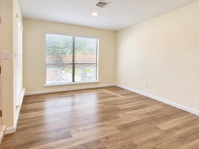 1318 Jasmine Drive, Lewisville TX 75077 - Photo 11