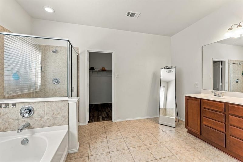 8932 Winding Valley Drive, Fort Worth TX 76244 - Photo 14
