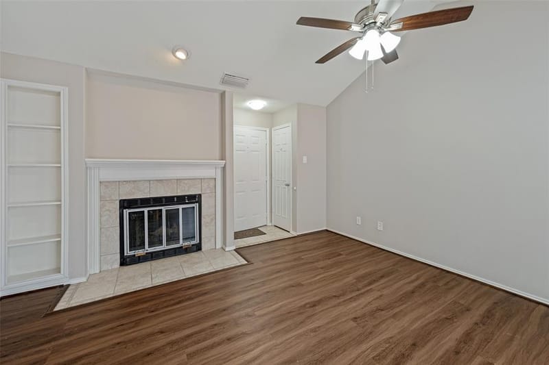 256 Jefferson Parkway, Fort Worth TX 76107 - Photo 2