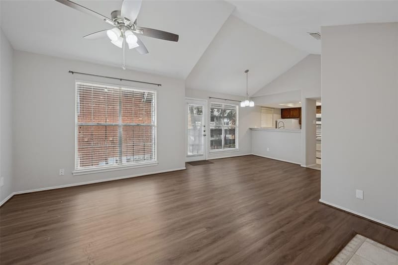 256 Jefferson Parkway, Fort Worth TX 76107 - Photo 11