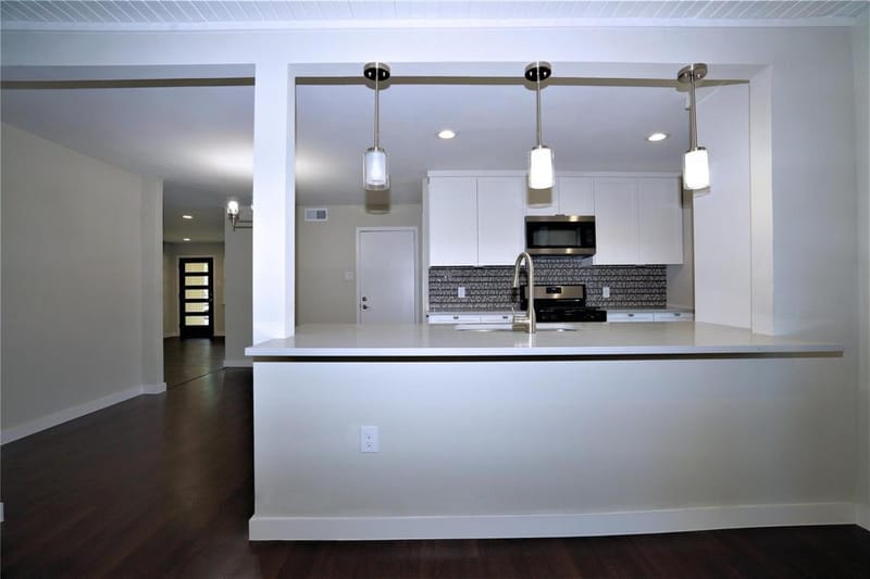 2435 Hillsboro Avenue, Dallas TX 75228 - Photo 7