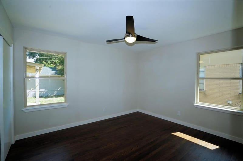 2435 Hillsboro Avenue, Dallas TX 75228 - Photo 18