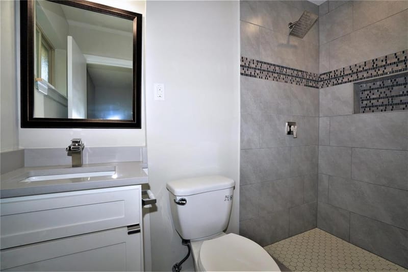 2435 Hillsboro Avenue, Dallas TX 75228 - Photo 15