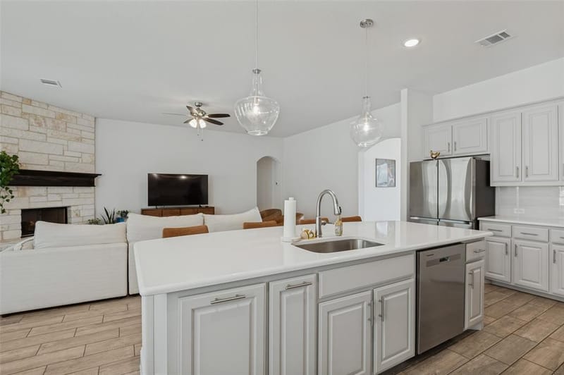 709 Winecup Way, Midlothian TX 76065 - Photo 10
