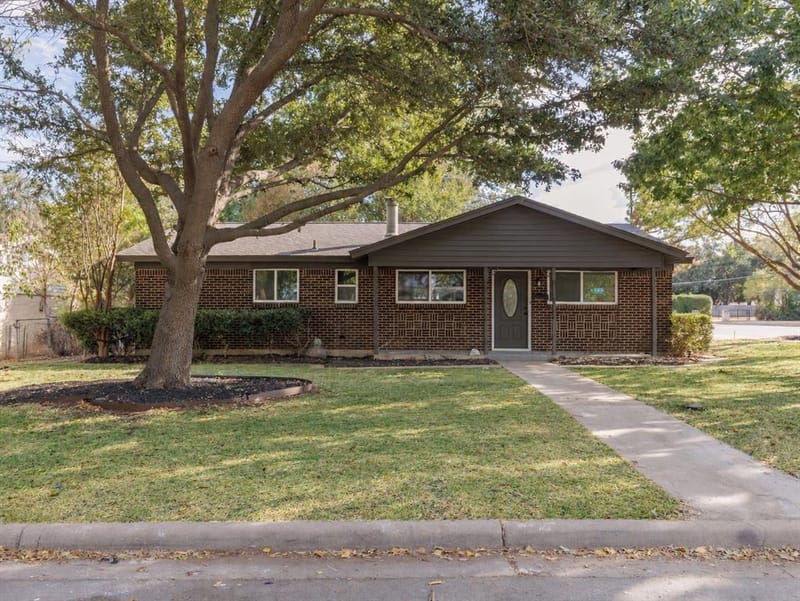 6700 Karen Drive, North Richland Hills TX 76180