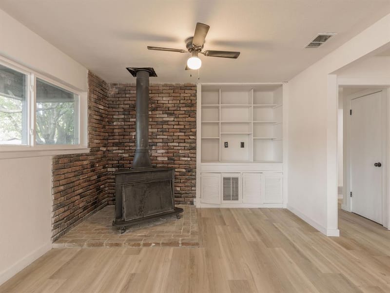 6700 Karen Drive, North Richland Hills TX 76180 - Photo 5