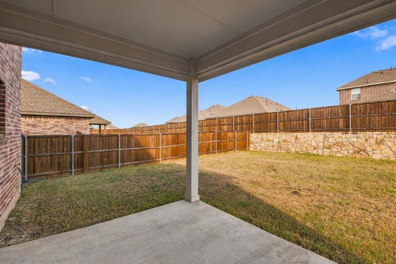 604 Brook View Drive, Van Alstyne TX 75495 - Photo 23