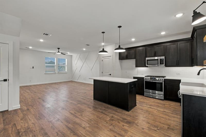 604 Brook View Drive, Van Alstyne TX 75495 - Photo 13