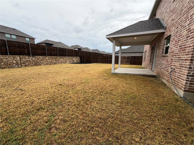 604 Brook View Drive, Van Alstyne TX 75495 - Photo 16