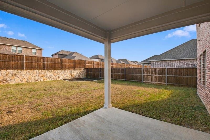 604 Brook View Drive, Van Alstyne TX 75495 - Photo 24